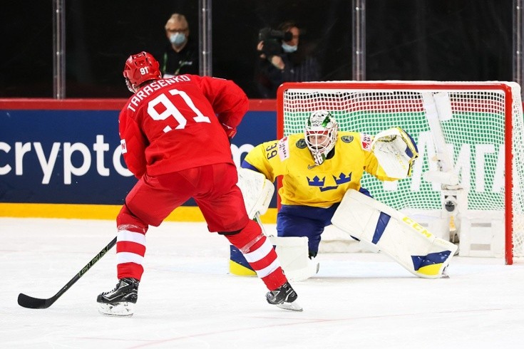 Тарасенко принёс сборной России историческую победу над Швецией на хоккейном чемпионате мира