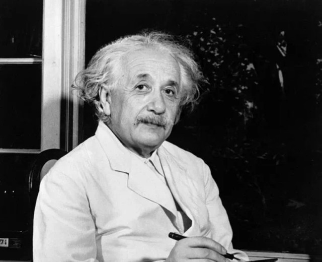 Наследие Альберта Эйнштейна: как его теории изменили науку и технологии