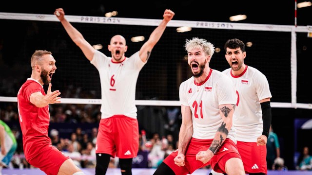 Олимпиада – 2024: Вильфредо Леон и сборная Польши победили в 1/4 финала волейбольного турнира Словению, а Италия еле спаслась в матче с Японией