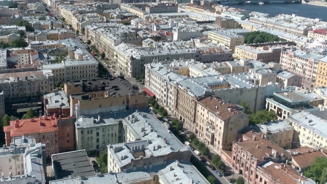 Петербургская казна пополнилась на 800 млрд. рублей к началу августа
